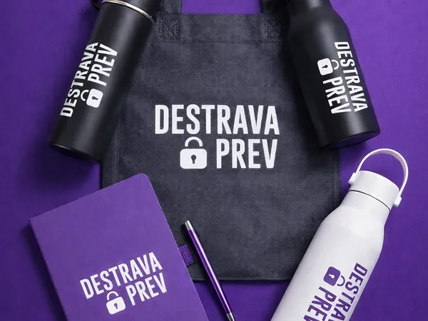 Kit corporativo personalizado pela Hubi para Destrava Prev